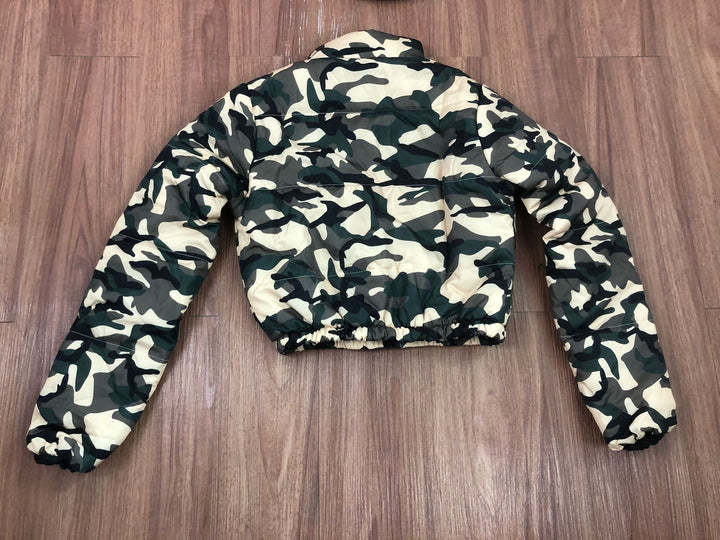 Stay Stylish and Warm with Our Army Green Camouflage Down Jacket